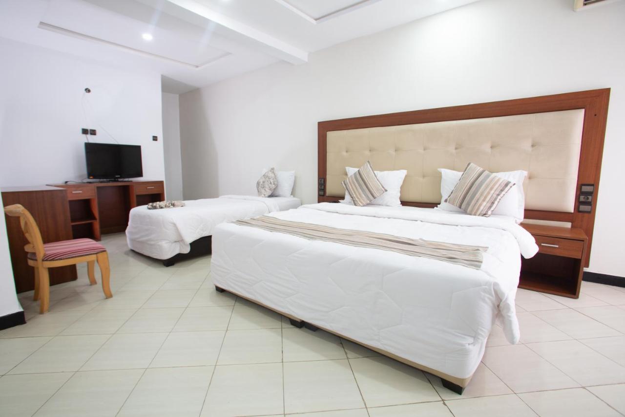 Hotel Oscar ราบัต ภายนอก รูปภาพ