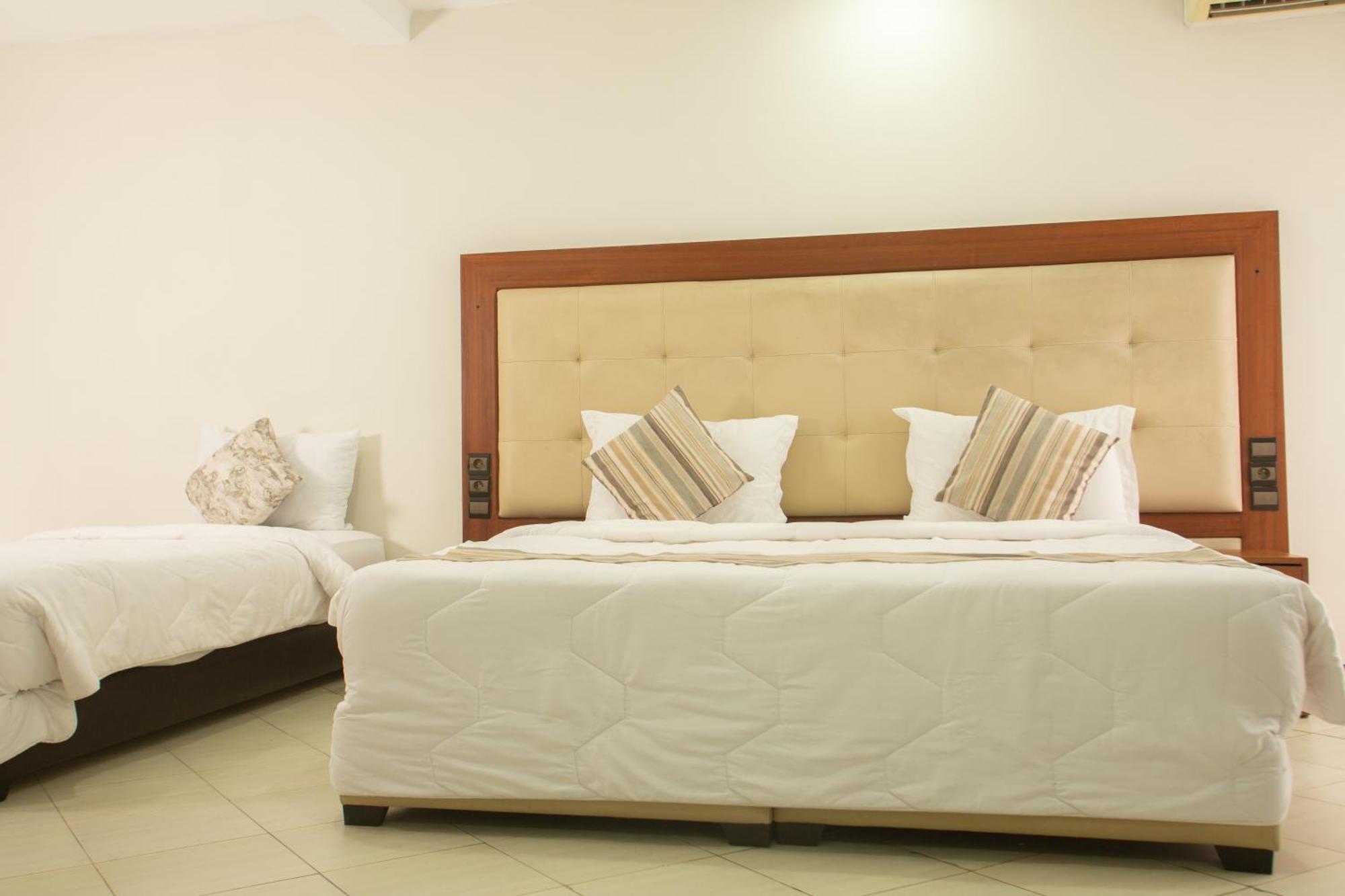 Hotel Oscar ราบัต ภายนอก รูปภาพ