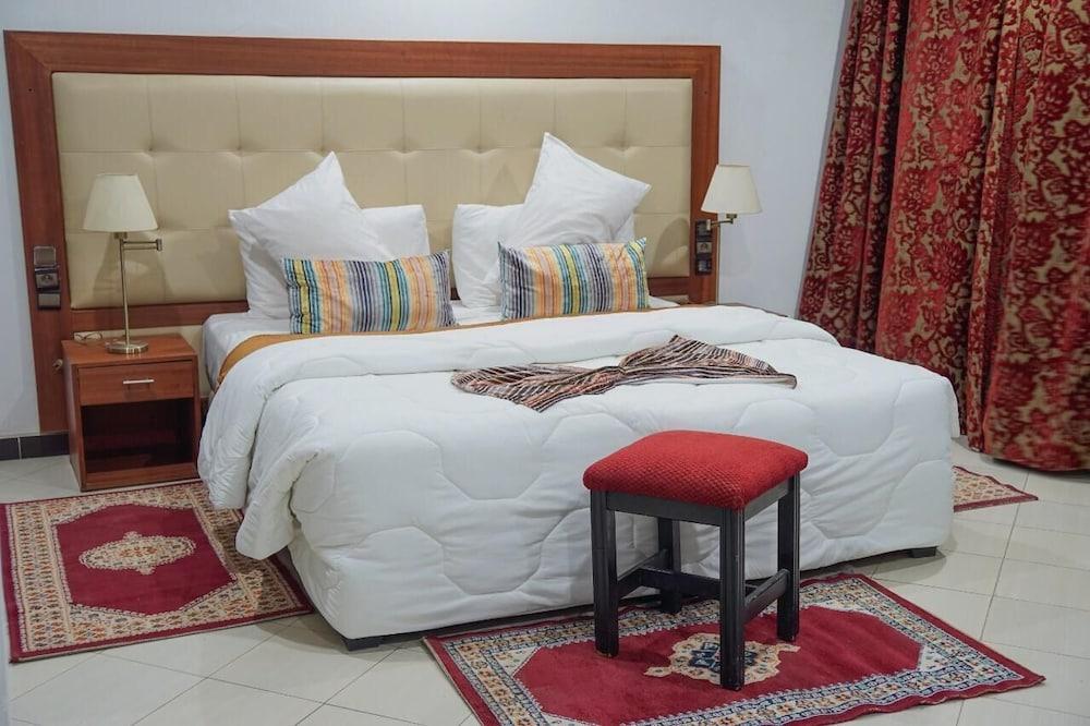 Hotel Oscar ราบัต ภายนอก รูปภาพ