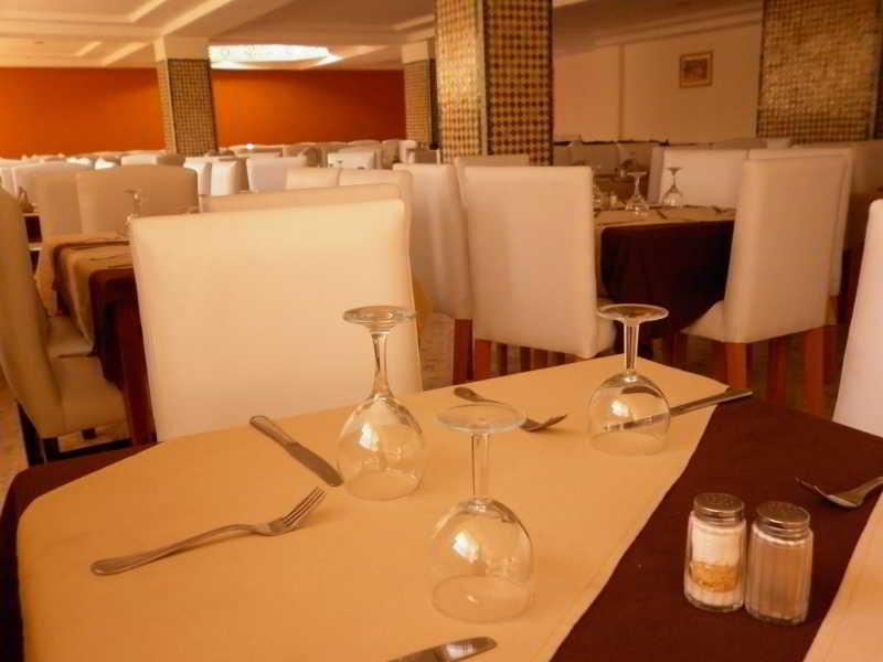 Hotel Oscar ราบัต ภายนอก รูปภาพ